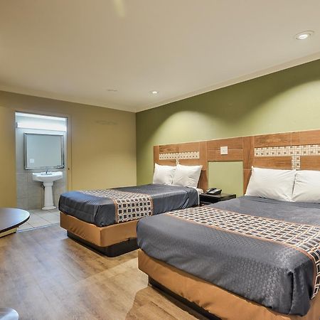 Budgetel Inn And Suites Роли Экстерьер фото